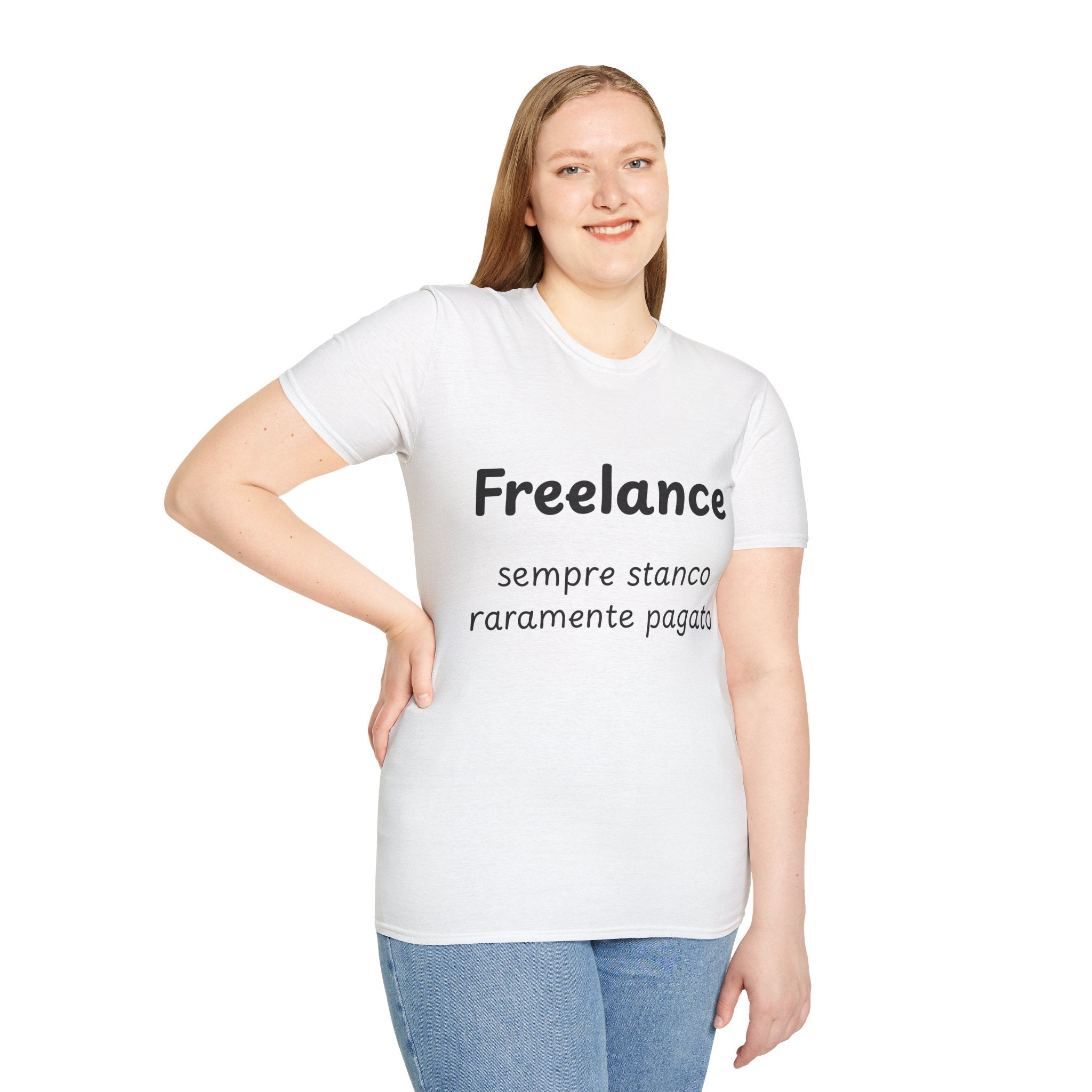 Maglietta freelance divertente - T-shirt grafico designer ironica - Regalo per lavoratori autonomi - funny work shirt