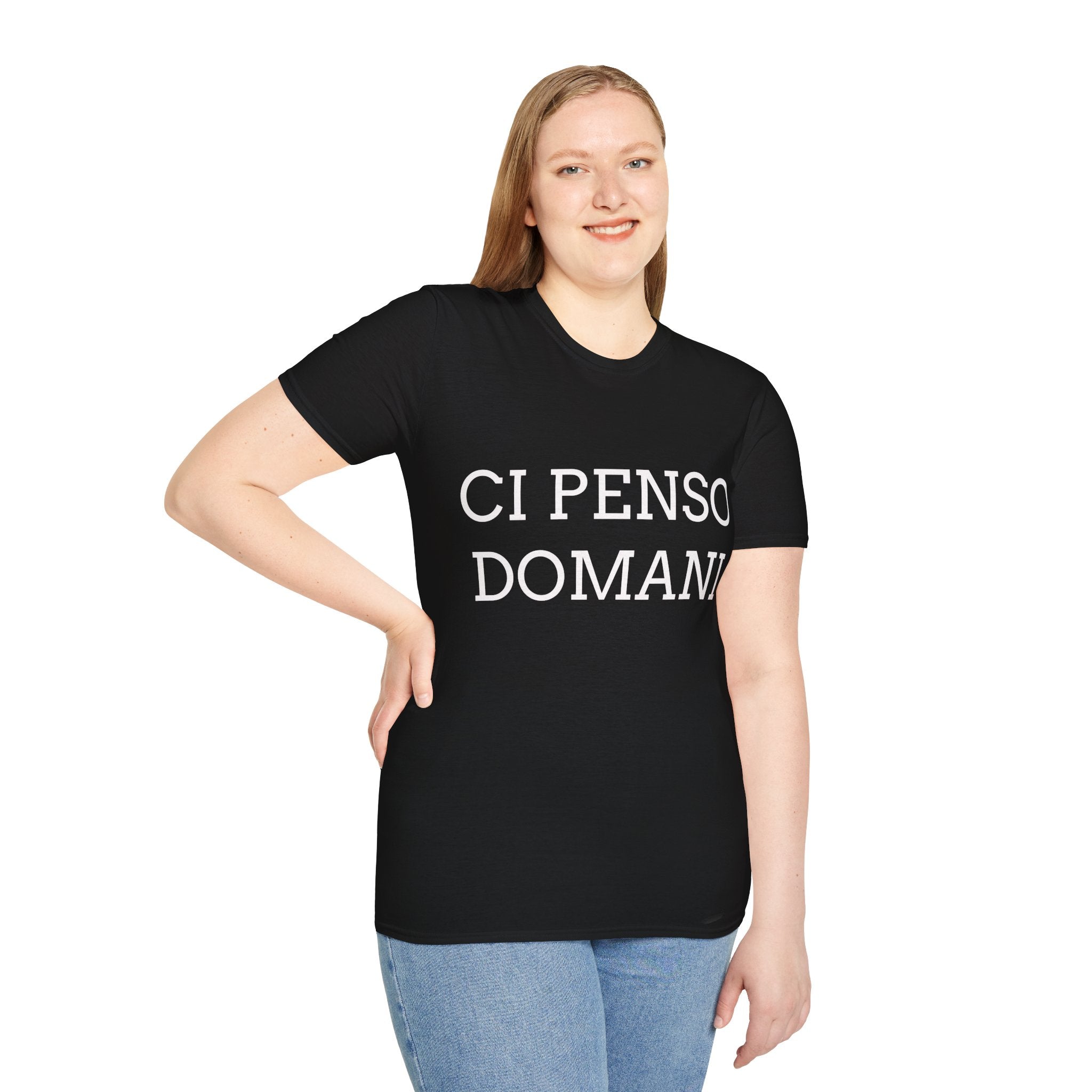 T-Shirt ironica —  'Ci Penso Domani, forse' T-shirt italiana sarcastica